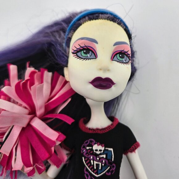 Monster High Ghoul Spirit Spectra Vondergeist Doll Mattel 2010 Read - Picture 11 of 16